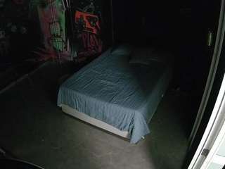 voyeurcam-casa-salsa-disturbed webcam