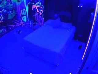 voyeurcam-casa-salsa-disturbed