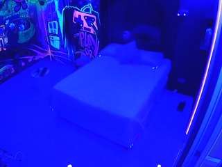 voyeurcam-casa-salsa-disturbed