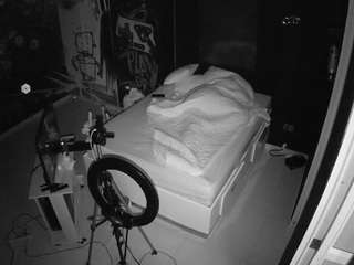 voyeurcam-casa-salsa-disturbed live cam profile