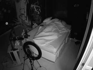 voyeurcam-casa-salsa-disturbed live cam profile