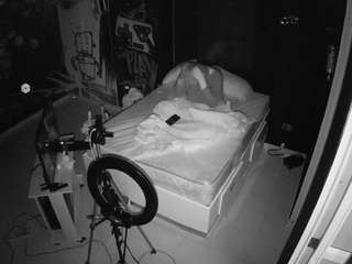 voyeurcam-casa-salsa-disturbed live cam profile