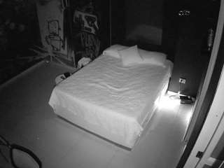 voyeurcam-casa-salsa-disturbed live cam profile