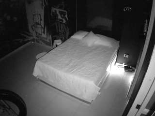 voyeurcam-casa-salsa-disturbed