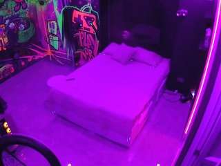 voyeurcam-casa-salsa-disturbed