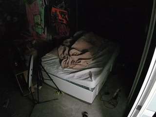 voyeurcam-casa-salsa-disturbed webcam