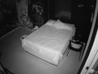 voyeurcam-casa-salsa-disturbed webcam