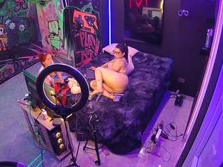 voyeurcam-casa-salsa-disturbed