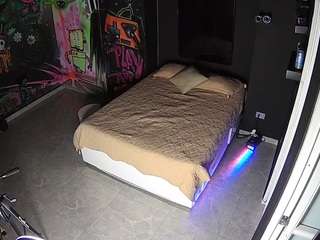 voyeurcam-casa-salsa-disturbed