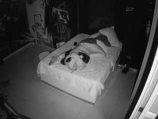 voyeurcam-casa-salsa-disturbed