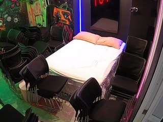 Live stream of voyeurcam-casa-salsa-disturbed