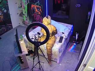 voyeurcam-casa-salsa-disturbed