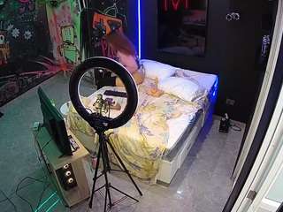 voyeurcam-casa-salsa-disturbed