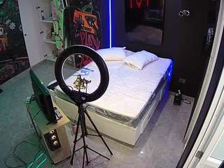 voyeurcam-casa-salsa-disturbed