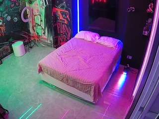 voyeurcam-casa-salsa-disturbed