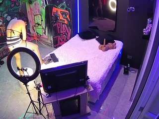 voyeurcam-casa-salsa-disturbed