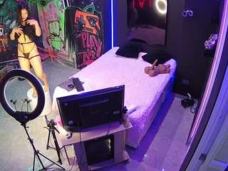 voyeurcam-casa-salsa-disturbed
