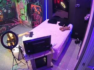 voyeurcam-casa-salsa-disturbed