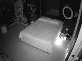voyeurcam-casa-salsa-disturbed