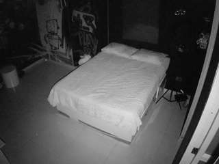 voyeurcam-casa-salsa-disturbed