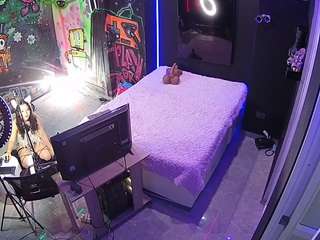 voyeurcam-casa-salsa-disturbed