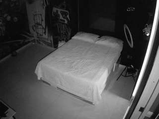 voyeurcam-casa-salsa-disturbed
