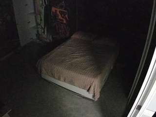 voyeurcam-casa-salsa-disturbed