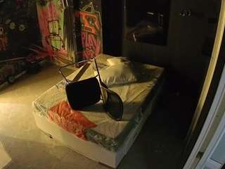 voyeurcam-casa-salsa-disturbed