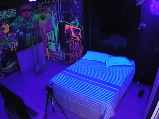 voyeurcam-casa-salsa-disturbed's Live Sex Cam Show