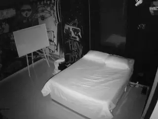 voyeurcam-casa-salsa-disturbed's Live Sex Cam Show