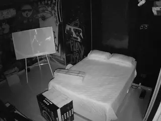 voyeurcam-casa-salsa-disturbed's Live Sex Cam Show