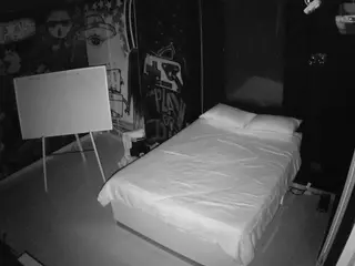 voyeurcam-casa-salsa-disturbed's Live Sex Cam Show