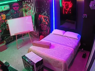 voyeurcam-casa-salsa-disturbed's Live Sex Cam Show