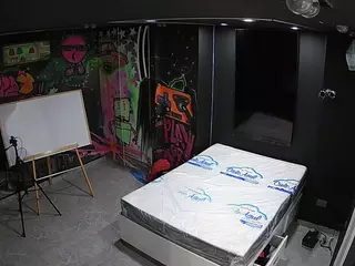 voyeurcam casa salsa disturbed's Live Sex Cam Show