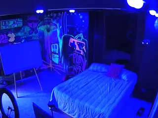 voyeurcam casa salsa disturbed's Live Sex Cam Show