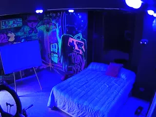 voyeurcam casa salsa disturbed's Live Sex Cam Show