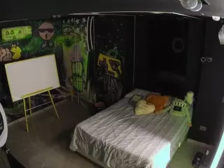 voyeurcam casa salsa disturbed's Live Sex Cam Show