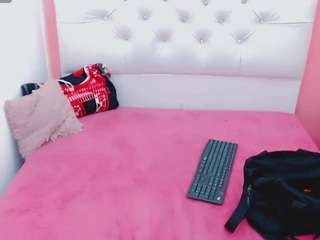 ariell-sweett Live Webcam on CamSoda