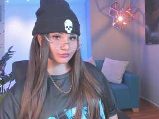 le modèle arigy-gomez est en webcam porno dans un show sur le site camsoda, il possède les tags suivants: amateur,pussy,ass,living room,naked,natural,no smoking,normal,solo,fingering,squirter,tattoos,teen-18,twerk,voyeur,young adult,flashing,hairy-pussy,feet,camel-toe