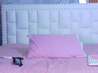 indiancutiie Live Webcam on CamSoda