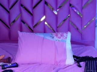 indiancutiie Live Webcam on CamSoda