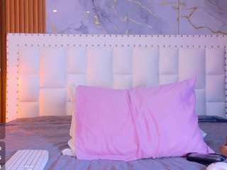 indiancutiie Live Webcam on CamSoda