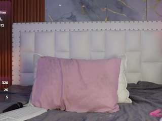 le modèle indiancutiie est en webcam porno dans un show sur le site camsoda, il possède les tags suivants: amateur,shaved-pussy,mature,middle aged,milf,no drinking,no smoking,orgasm,petite,pov,pussy,small tits,lovense,spank,squirt,swallow,tattoos,tease,teen-18,threesome