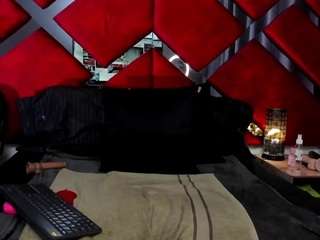 Kendra live cam preview