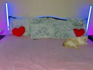 Lola live webcam show