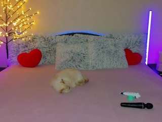 Lola live cam preview