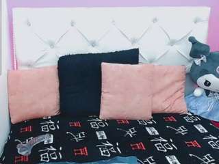 valentina-prince... Live Webcam on CamSoda