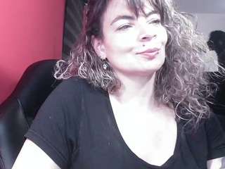 yayita81's CamSoda show and profile