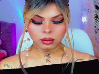 ariana-diaz's live room
