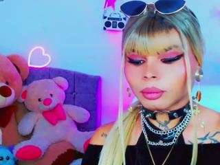 ariana-diaz